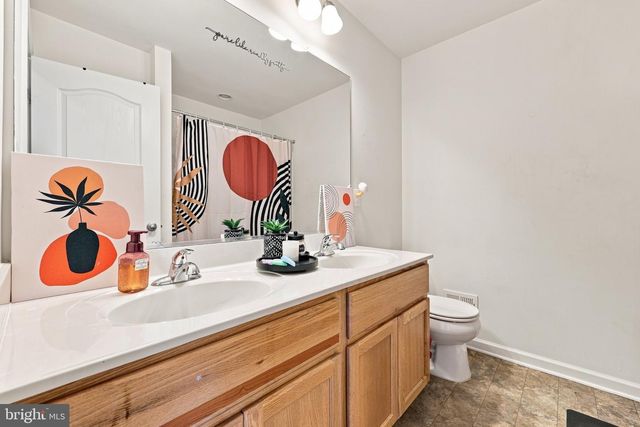 117 BLAKELY RD, Kearneysville, WV 25430