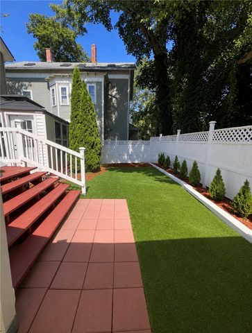57 Gould Street, Newport, RI 02840