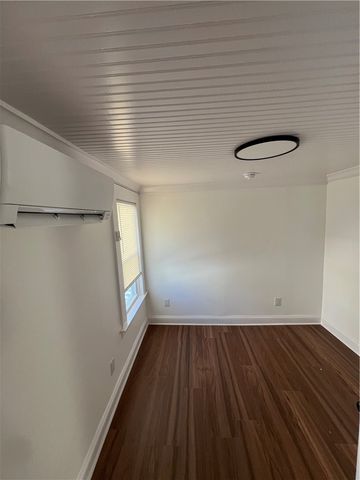 57 Gould Street, Newport, RI 02840