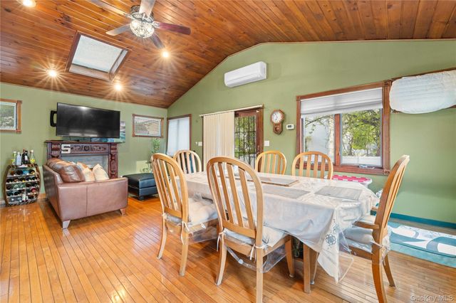554 Grant Avenue, West Hempstead, NY 11552