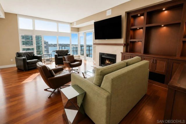 1205 Pacific Hwy 2906, San Diego, CA 92101