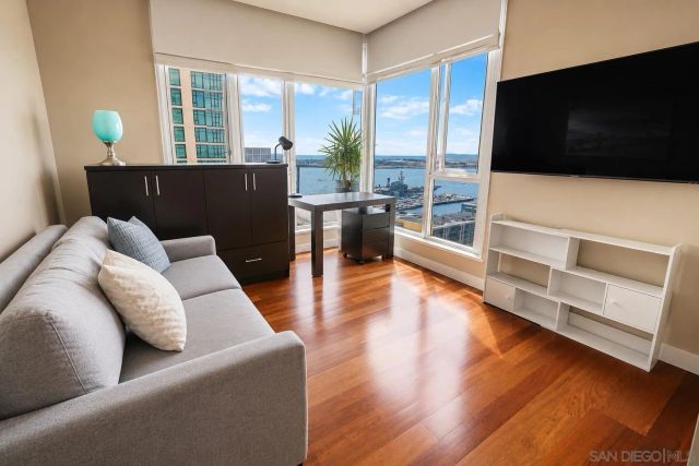 1205 Pacific Hwy 2906, San Diego, CA 92101
