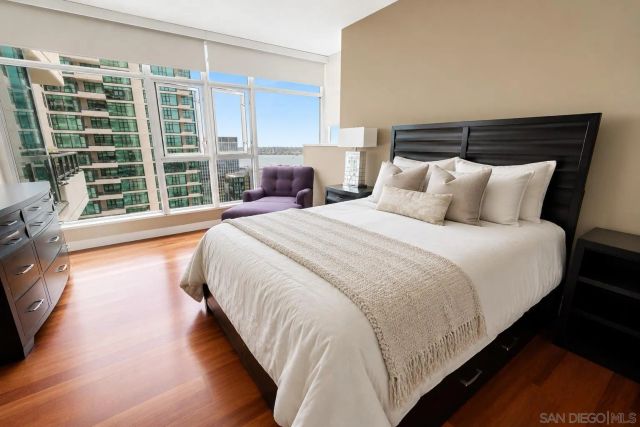 1205 Pacific Hwy 2906, San Diego, CA 92101
