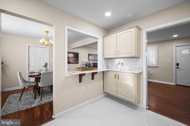 8711 WINDSOR MILL, Windsor Mill, MD 21244