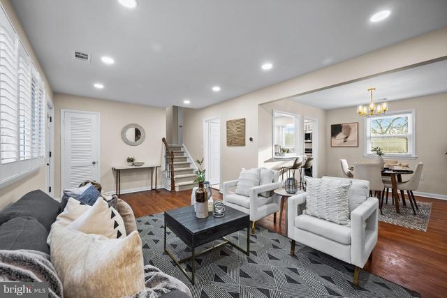 8711 WINDSOR MILL, Windsor Mill, MD 21244