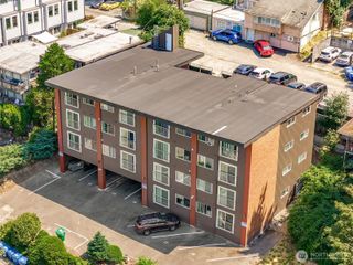 2414 13th Avenue S, Seattle, WA 98144