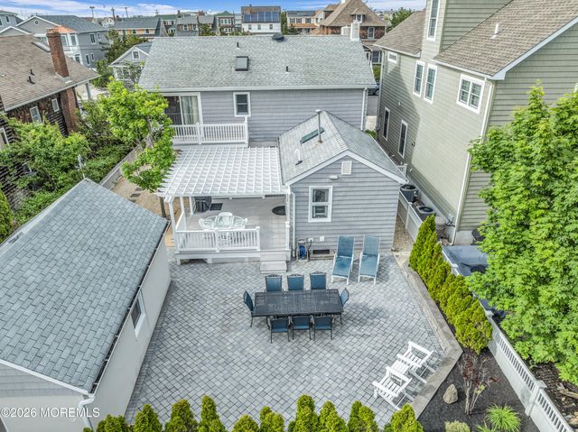 39 8th Avenue, Seaside Park, NJ 08752
