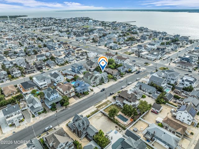 39 8th Avenue, Seaside Park, NJ 08752