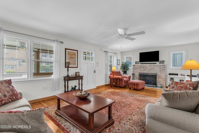 39 8th Avenue, Seaside Park, NJ 08752