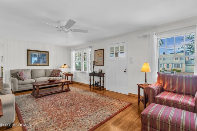 39 8th Avenue, Seaside Park, NJ 08752