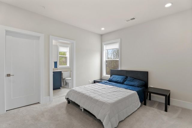 12444 POTOMAC HUNT RD, North Potomac, MD 20878