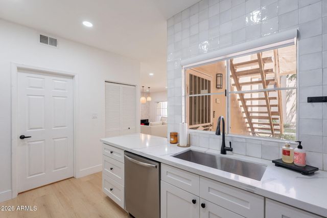 11333 N 92nd Street 1057, Scottsdale, AZ 85260