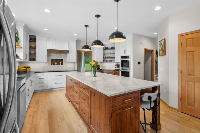 22873 Cherry Hill Court, Mattawan, MI 49071