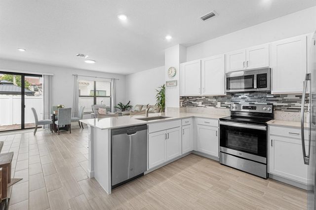 1011 WILLOW Place, Riviera Beach, FL 33410