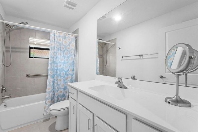 1011 WILLOW Place, Riviera Beach, FL 33410