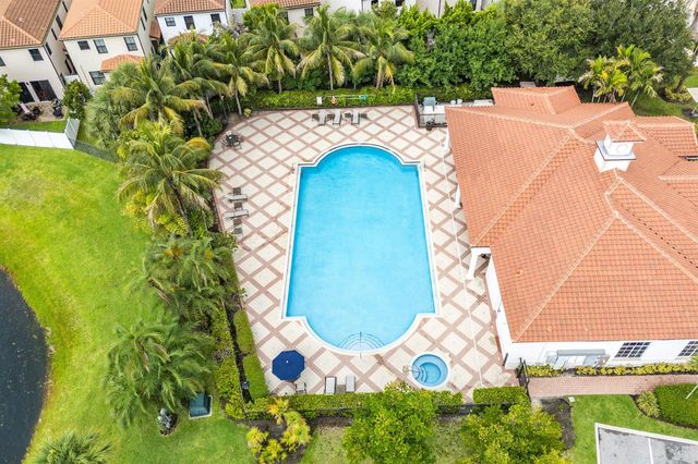 1011 WILLOW Place, Riviera Beach, FL 33410