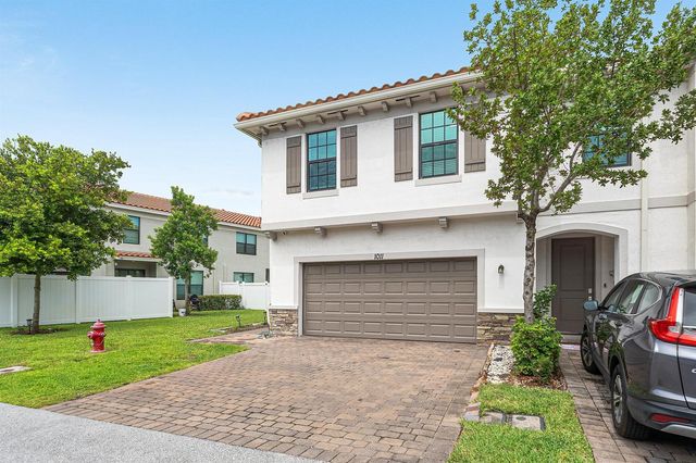 1011 WILLOW Place, Riviera Beach, FL 33410