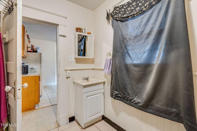 610 Holston Avenue, Bristol, TN 37620