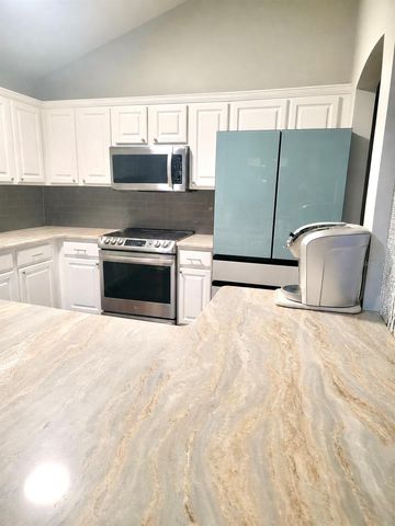 806 SAN SALVADOR DRIVE, The Villages, FL 32159