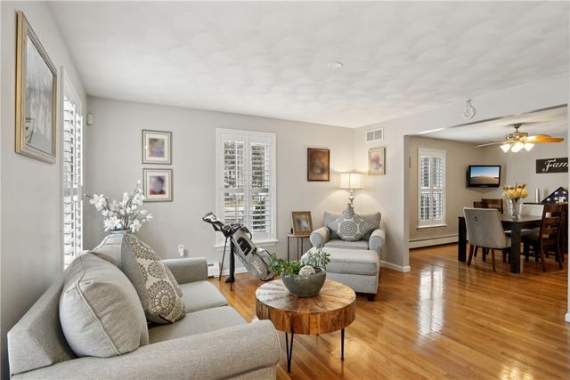 13 Orchid Trail, Coventry, RI 02816