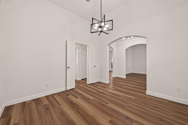 2834 Martina Drive, Friendswood, TX 77546