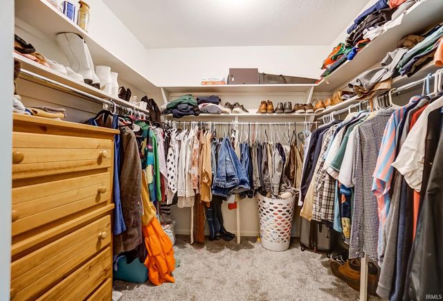 10424 Paw Paw Drive, Fort Wayne, IN 46804