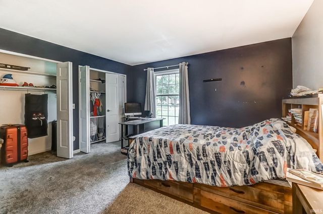 10424 Paw Paw Drive, Fort Wayne, IN 46804