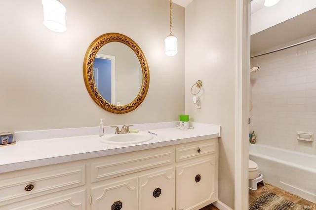 10424 Paw Paw Drive, Fort Wayne, IN 46804