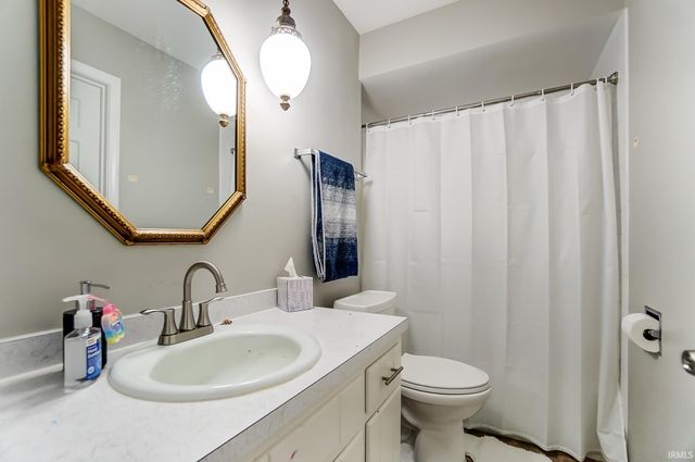 10424 Paw Paw Drive, Fort Wayne, IN 46804