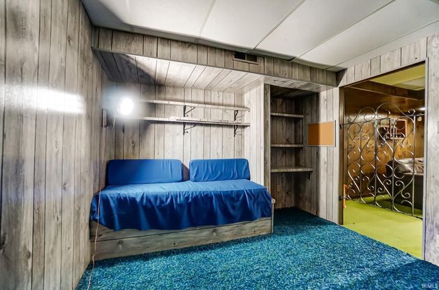 10424 Paw Paw Drive, Fort Wayne, IN 46804