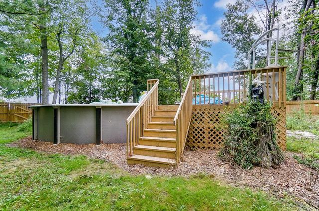 10424 Paw Paw Drive, Fort Wayne, IN 46804