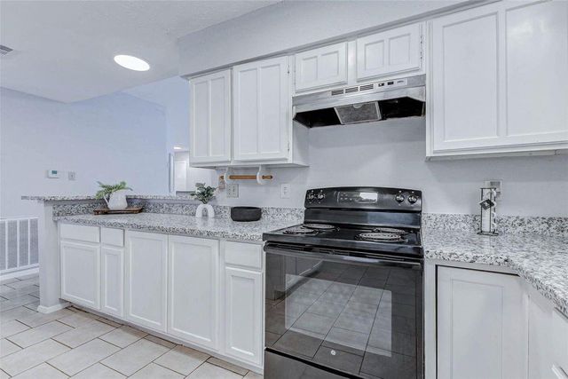 213 Willoughby Drive, Richmond, TX 77469