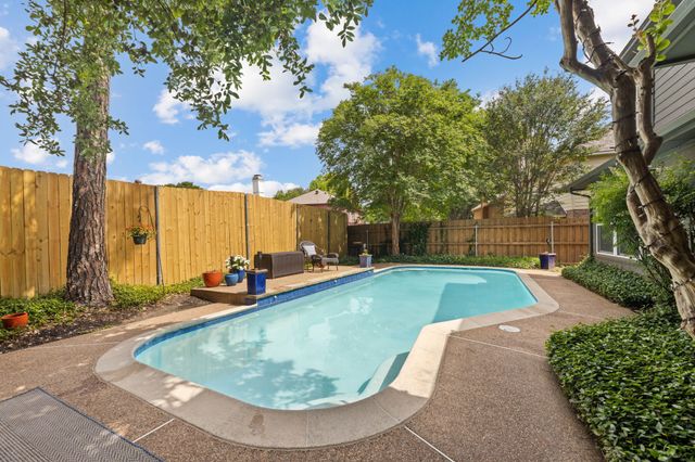4433 Carolina Street, Grand Prairie, TX 75052