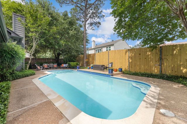 4433 Carolina Street, Grand Prairie, TX 75052