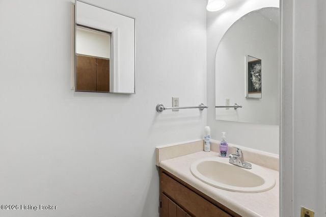 2010 Oriole Dr, Elizabethtown, KY 42701