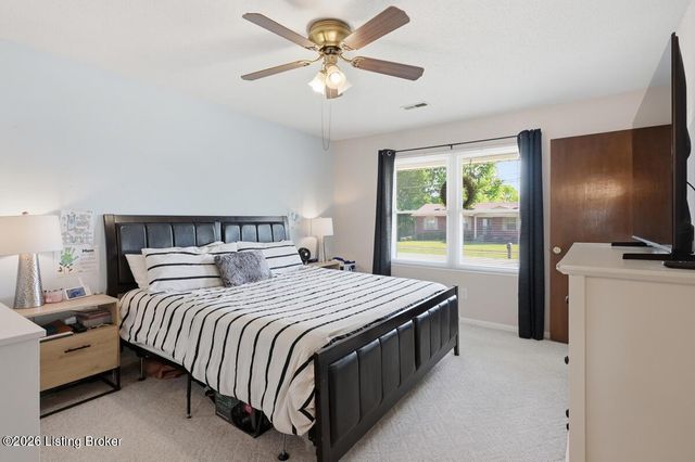 2010 Oriole Dr, Elizabethtown, KY 42701