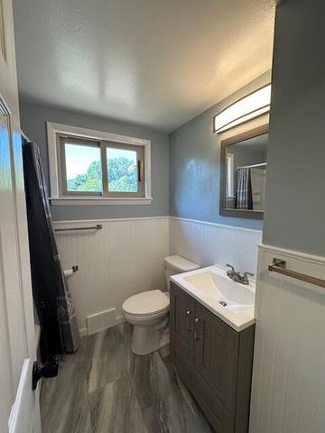 4649 Dundee Avenue, Columbus, OH 43227