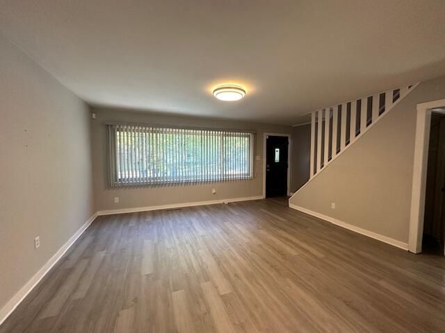 4649 Dundee Avenue, Columbus, OH 43227