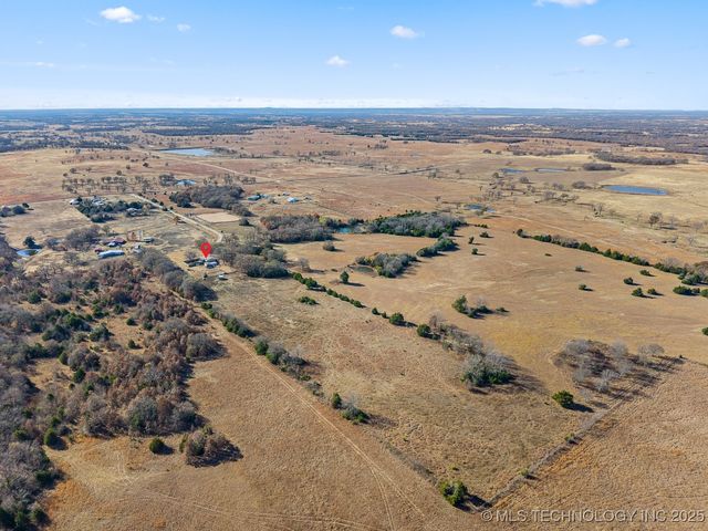 7262 Wallace, Sulphur, OK 73086