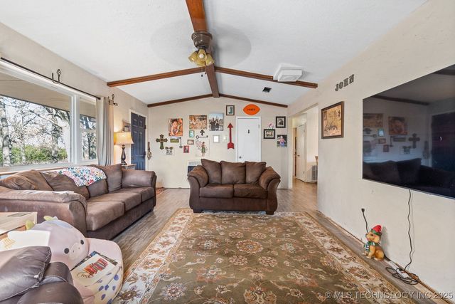 7262 Wallace, Sulphur, OK 73086