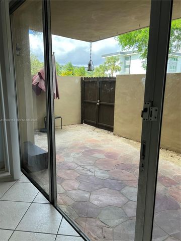 10845 SW 112th Ave 107, Miami, FL 33176