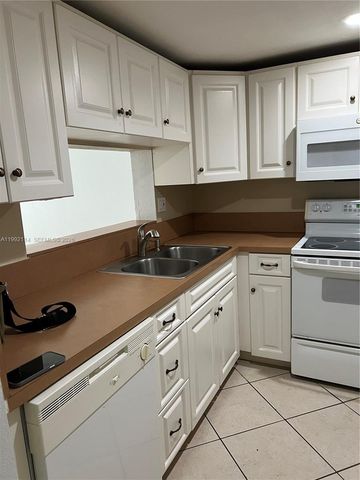 10845 SW 112th Ave 107, Miami, FL 33176