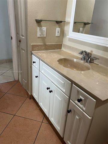 10845 SW 112th Ave 107, Miami, FL 33176