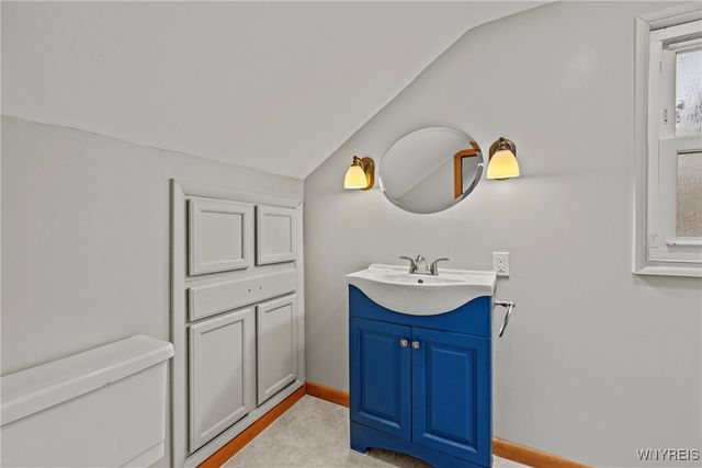 380 Roncroff Drive, North Tonawanda, NY 14120