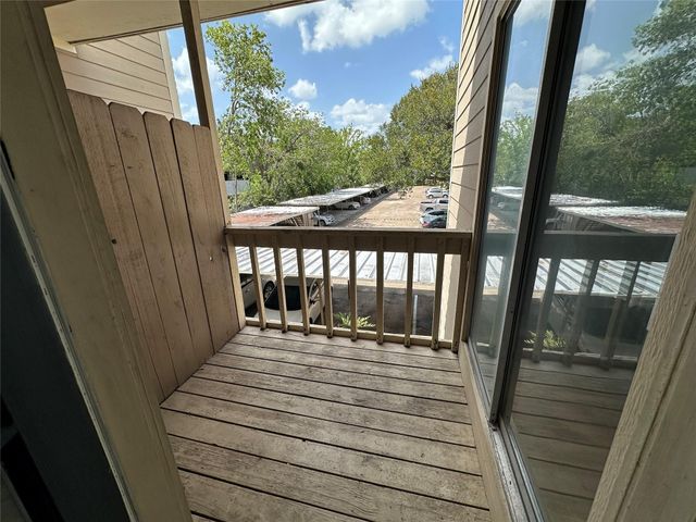 714 Bering Drive 36, Houston, TX 77057