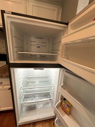 714 Bering Drive 36, Houston, TX 77057