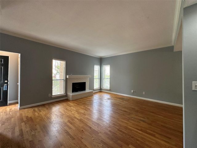 714 Bering Drive 36, Houston, TX 77057