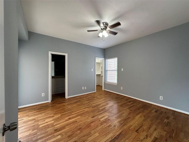 714 Bering Drive 36, Houston, TX 77057