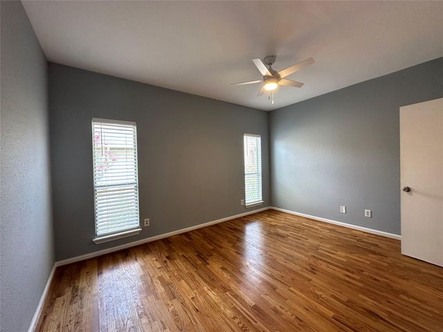 714 Bering Drive 36, Houston, TX 77057