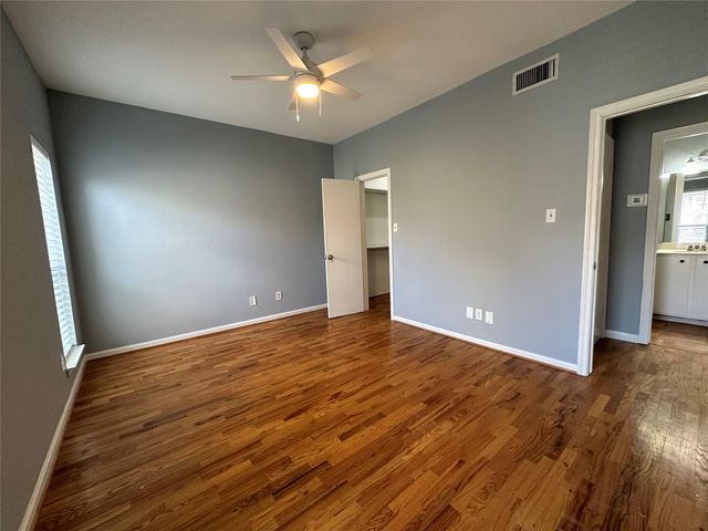 714 Bering Drive 36, Houston, TX 77057